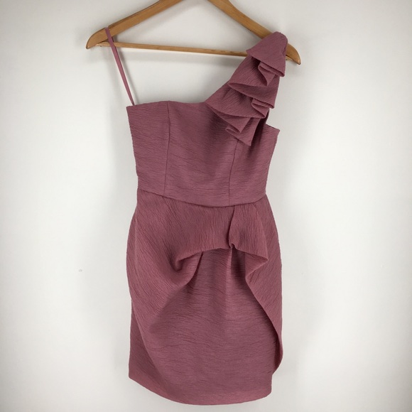 🚨SOLD🚨 BCBGMaxAzria Audrey One Shoulder Dress - Picture 3 of 8
